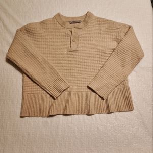 Everlane women's cashmere button sweater. Beige size small.